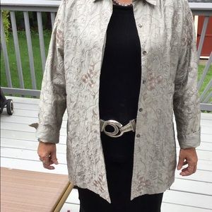 Stunning Chico’s Gray Tunic Jacket. Sz 2(10-12)